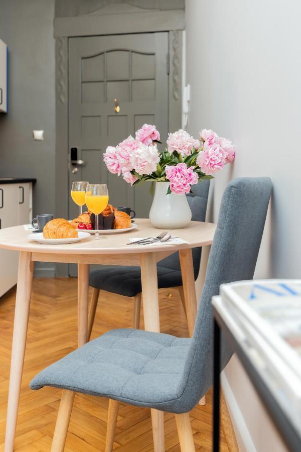 Sopot Rivoli Apartments Near The Beach & Pier By Noclegi Renters Bagian luar foto